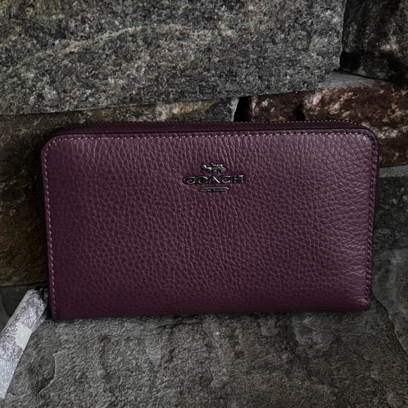 NWT COACH Medium ID Zip Around Wallet - Picture 11 of 13